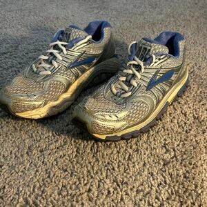 Womens brooks ariel running shoes